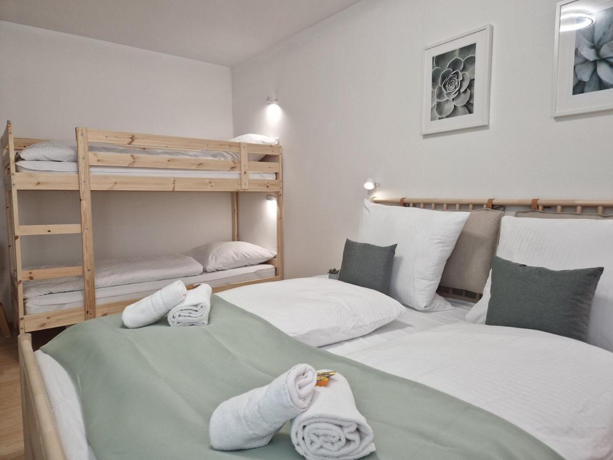 Grosse Terrasse, Netflix, 5Min Zum Skilift, 6 Personen, Waldnah, Schonach im Schwarzwald Exterior photo